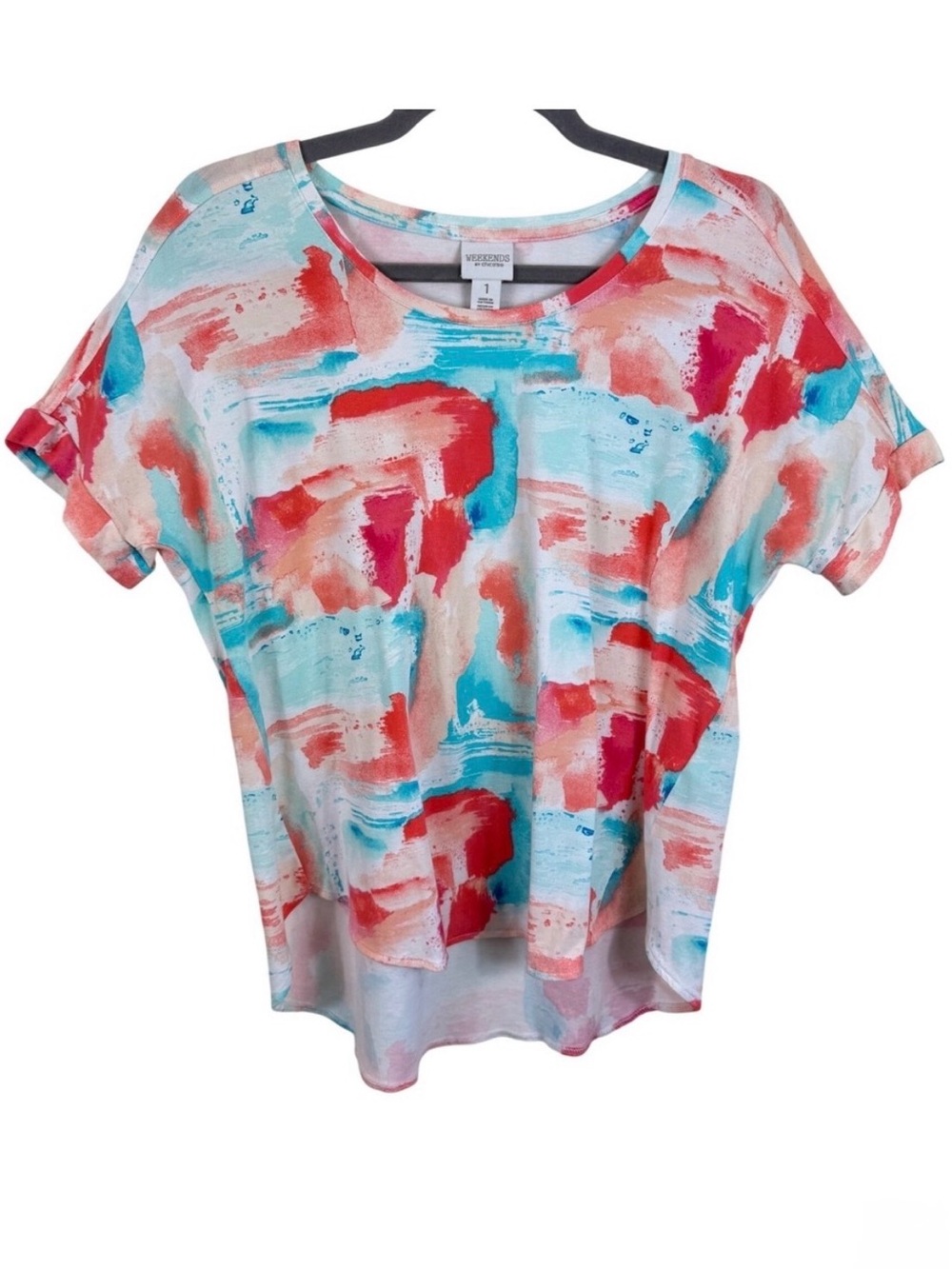Weekends by Chico's Women Size Medium Abstract Brushstroke High-Low Top Red Blue